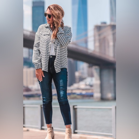 Jess Lea Sonoma Houndstooth Shacket - Picture 16 of 16